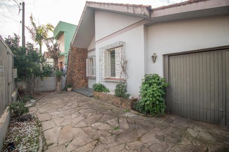 Casa à venda com 160m², 4 quartos e 2 vagas Casa à venda com 160m², 4 quartos e 2 vagasJardim