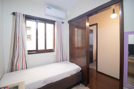 Casa à venda com 160m², 4 quartos e 2 vagas Casa à venda com 160m², 4 quartos e 2 vagasQuarto 1