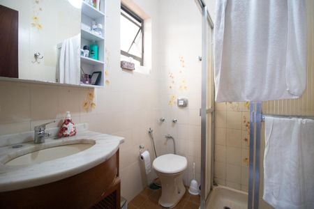 Casa à venda com 160m², 4 quartos e 2 vagas Casa à venda com 160m², 4 quartos e 2 vagasBanheiro da Suíte 2