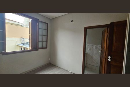 Casa à venda com 234m², 4 quartos e 4 vagas Casa à venda com 234m², 4 quartos e 4 vagasQuarto 2