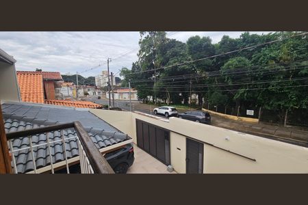 Casa à venda com 234m², 4 quartos e 4 vagas Casa à venda com 234m², 4 quartos e 4 vagasVista