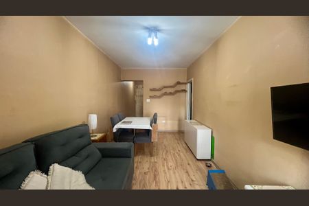 Apartamento à venda com 71m², 2 quartos e sem vagaSala