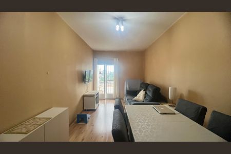 Apartamento à venda com 71m², 2 quartos e sem vagaSala