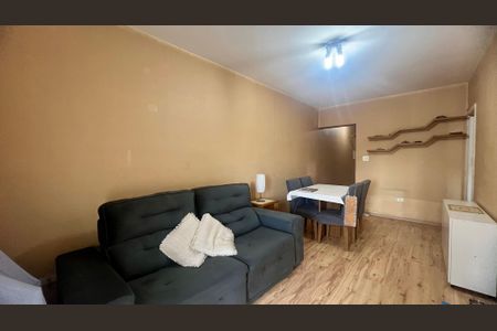 Apartamento à venda com 71m², 2 quartos e sem vagaSala
