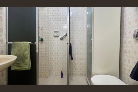 Apartamento à venda com 71m², 2 quartos e sem vagaBanheiro