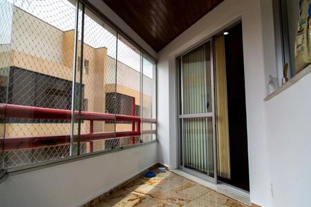 Apartamento à venda com 202m², 2 quartos e 3 vagasFoto 09