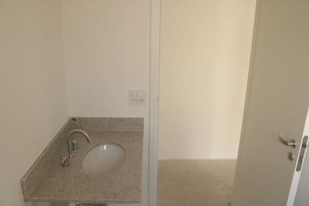 Apartamento à venda com 144m², 3 quartos e 3 vagasBanheiro da Suíte 2