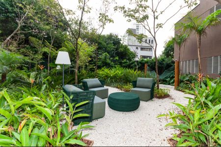 Apartamento à venda com 144m², 3 quartos e 3 vagas Apartamento à venda com 144m², 3 quartos e 3 vagasÁrea comum - Jardim