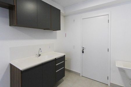 Apartamento à venda com 32m², 2 quartos e sem vaga Apartamento à venda com 32m², 2 quartos e sem vagaSala/Cozinha