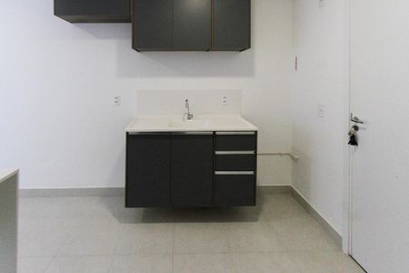 Apartamento à venda com 32m², 2 quartos e sem vaga Apartamento à venda com 32m², 2 quartos e sem vagaSala/Cozinha