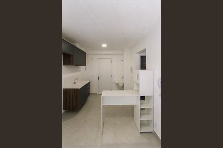 Apartamento à venda com 32m², 2 quartos e sem vaga Apartamento à venda com 32m², 2 quartos e sem vagaSala/Cozinha