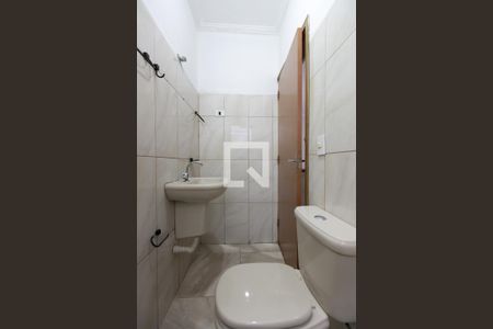 Casa para alugar com 70m², 2 quartos e 1 vagaBanheiro