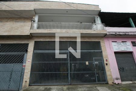 Casa para alugar com 70m², 2 quartos e 1 vagaFachada