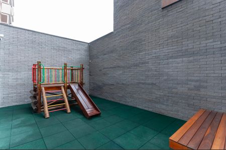 Apartamento à venda com 144m², 3 quartos e 3 vagas Apartamento à venda com 144m², 3 quartos e 3 vagasPlayground