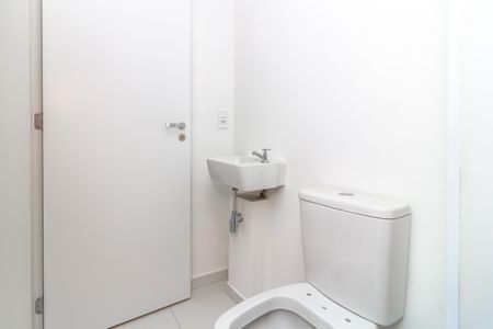 Apartamento à venda com 144m², 3 quartos e 3 vagas Apartamento à venda com 144m², 3 quartos e 3 vagasBanheiro de serviço