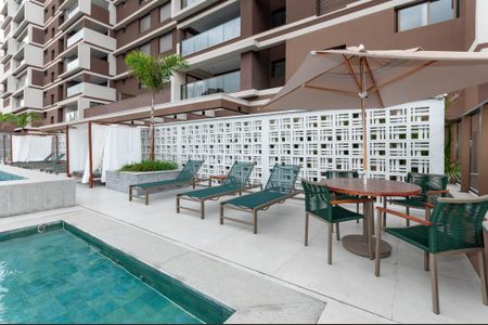 Apartamento à venda com 144m², 3 quartos e 3 vagas Apartamento à venda com 144m², 3 quartos e 3 vagasPiscina