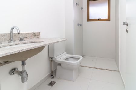 Apartamento à venda com 144m², 3 quartos e 3 vagas Apartamento à venda com 144m², 3 quartos e 3 vagasBanheiro da Suíte 1