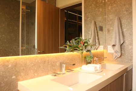 Apartamento à venda com 181m², 3 quartos e 3 vagasBanheiro da Suíte 1