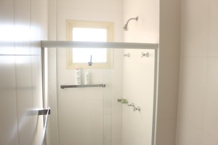Apartamento à venda com 256m², 4 quartos e 6 vagasBanheiro da Suíte 3