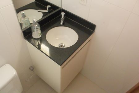 Apartamento à venda com 256m², 4 quartos e 6 vagasBanheiro de Serviço