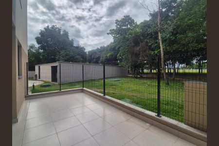 Apartamento à venda com 74m², 2 quartos e 1 vagaVaranda