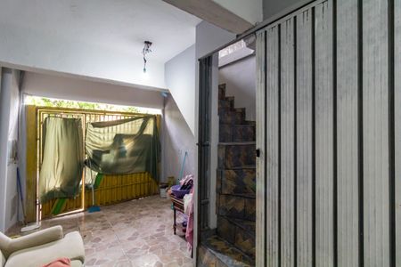 Casa à venda com 35m², 2 quartos e 1 vaga Casa à venda com 35m², 2 quartos e 1 vagaGaragem - Área de serviço