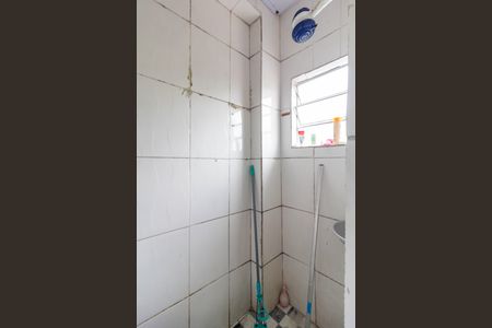 Casa à venda com 35m², 2 quartos e 1 vaga Casa à venda com 35m², 2 quartos e 1 vagaBanheiro