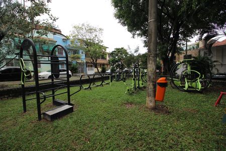 Casa de condomínio para alugar com 80m², 2 quartos e 1 vagaAcademia 