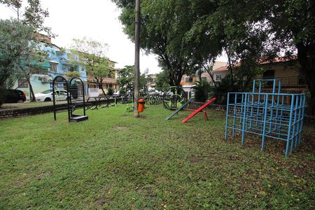 Casa de condomínio para alugar com 80m², 2 quartos e 1 vagaPlayground
