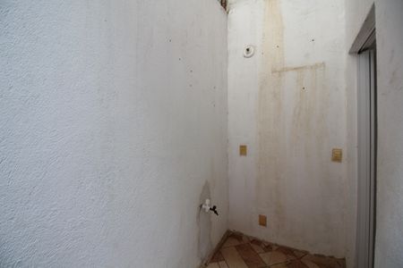 Casa de condomínio para alugar com 80m², 2 quartos e 1 vagaÁrea de Serviço
