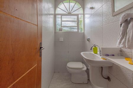 Casa à venda com 150m², 3 quartos e 3 vagasBanheiro 1