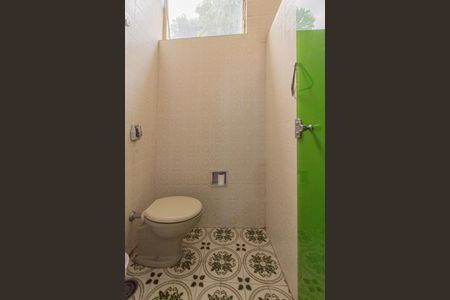 Casa à venda com 150m², 3 quartos e 3 vagasBanheiro 2