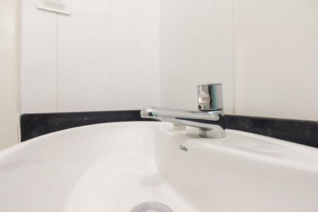 Casa à venda com 280m², 3 quartos e 2 vagasBanheiro Suíte 2