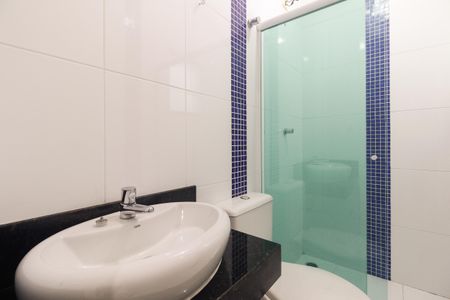 Casa à venda com 280m², 3 quartos e 2 vagasBanheiro Suíte 2