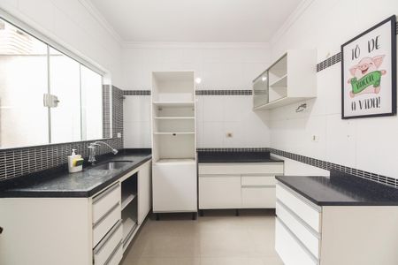 Casa à venda com 280m², 3 quartos e 2 vagasCozinha