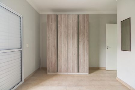 Casa à venda com 280m², 3 quartos e 2 vagasSuíte 3