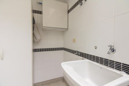 Casa à venda com 280m², 3 quartos e 2 vagasÁrea de Serviço