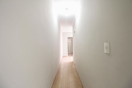 Casa à venda com 280m², 3 quartos e 2 vagasCorredor de Acesso