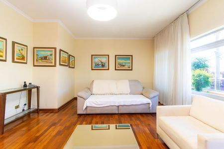 Casa à venda com 280m², 3 quartos e 5 vagasSala