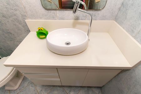 Casa à venda com 280m², 3 quartos e 5 vagasBanheiro da Suíte 1