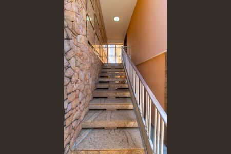 Casa à venda com 280m², 3 quartos e 5 vagasEntrada