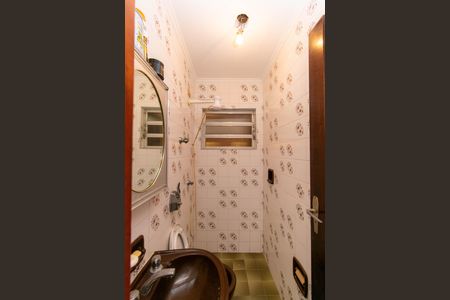 Casa à venda com 280m², 3 quartos e 5 vagasBanheiro de serviço