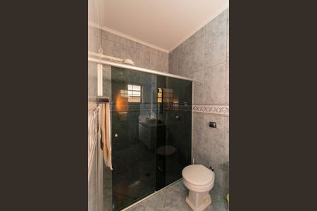 Casa à venda com 280m², 3 quartos e 5 vagasBanheiro da Suíte 1