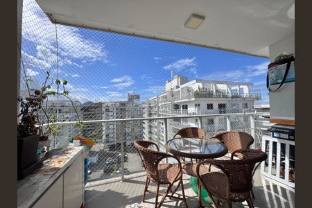 Apartamento para alugar com 155m², 3 quartos e 2 vagasVaranda