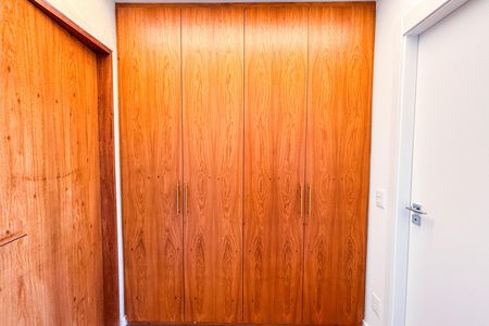 Apartamento para alugar com 121m², 2 quartos e 2 vagas Apartamento para alugar com 121m², 2 quartos e 2 vagasSuíte 1