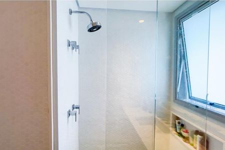 Apartamento para alugar com 121m², 2 quartos e 2 vagas Apartamento para alugar com 121m², 2 quartos e 2 vagasBanheiro da Suíte 2