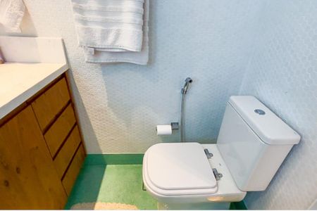 Apartamento para alugar com 121m², 2 quartos e 2 vagas Apartamento para alugar com 121m², 2 quartos e 2 vagasBanheiro da Suíte 2