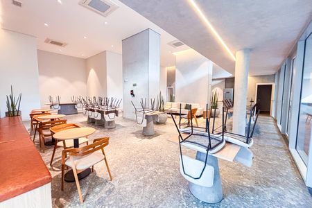 Apartamento para alugar com 121m², 2 quartos e 2 vagas Apartamento para alugar com 121m², 2 quartos e 2 vagasÁrea comum - Salão de festas
