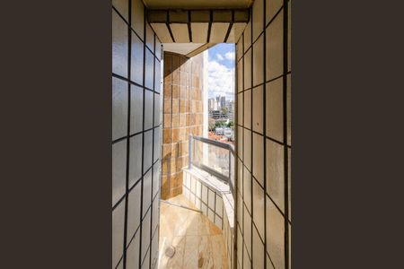 Apartamento para alugar com 191m², 3 quartos e 2 vagas Apartamento para alugar com 191m², 3 quartos e 2 vagasVaranda