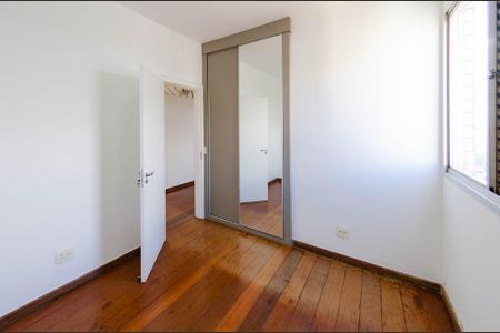 Apartamento para alugar com 191m², 3 quartos e 2 vagas Apartamento para alugar com 191m², 3 quartos e 2 vagasQuarto 1